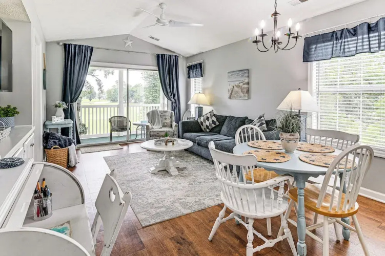Pool Access & Golf View: Myrtle Beach Retreat!