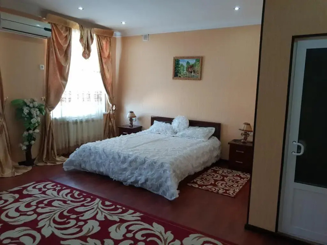 Marvarid Hotel