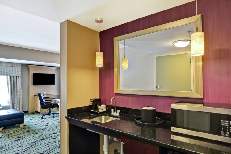 Hampton Inn & Suites Raleigh/Crabtree Valley photo 36