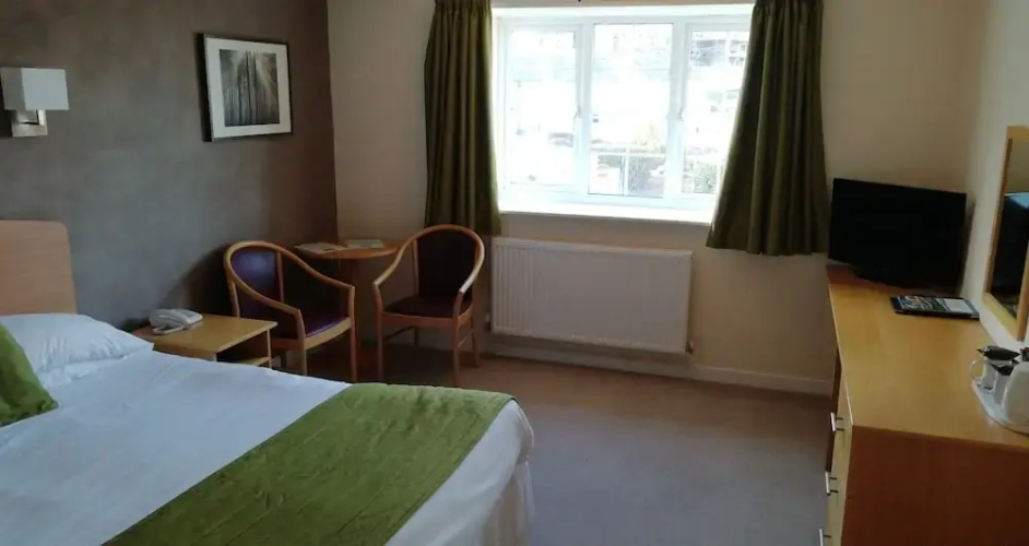 Stamford Gate Hotel