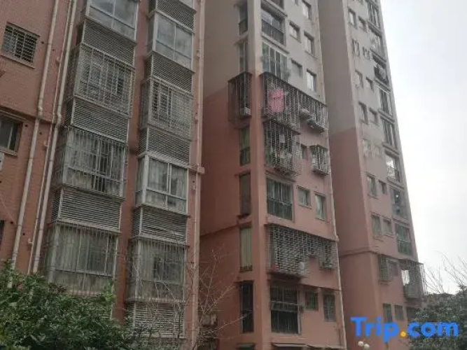 Chenzhou Yuanshi Senlin Hostel