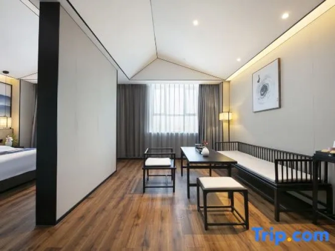1 Bedroom Suite