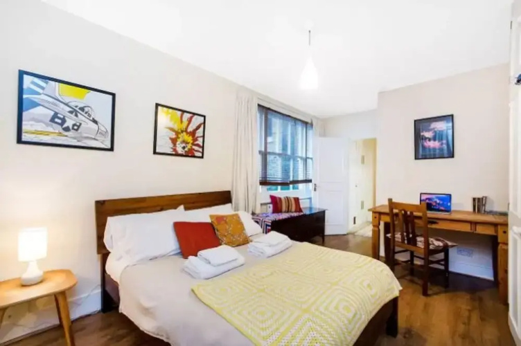 Simon Apartment - London Launchpad