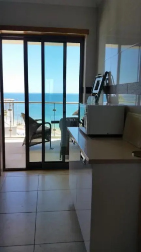 AT02 Luxury Penthouse 1 Bed, Verandas do Mar