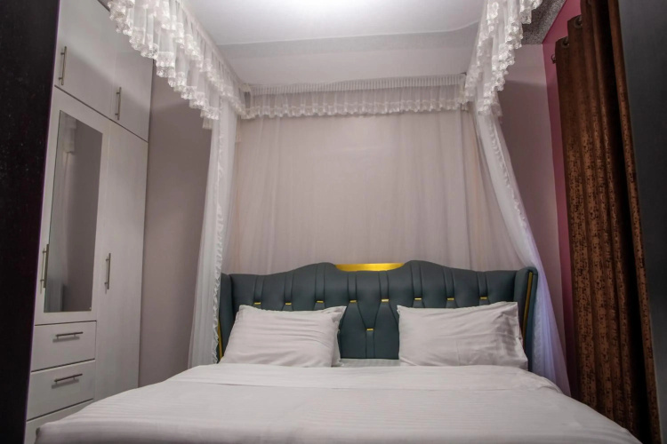 Gracieus Residences