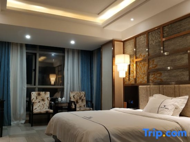 Standard Double room with river view