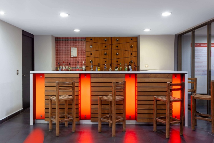 Ramada by Wyndham Acapulco Hotel & Suites photo 16