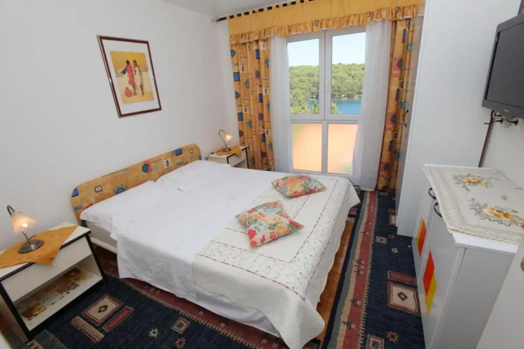 Apartments Jole - 70m from the sea