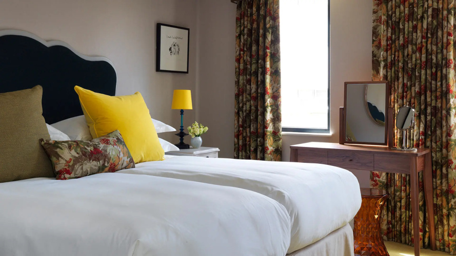 2 Bedrooms The Knightsbridge Penthouse