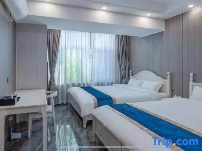5 Bedrooms Deluxe Villa