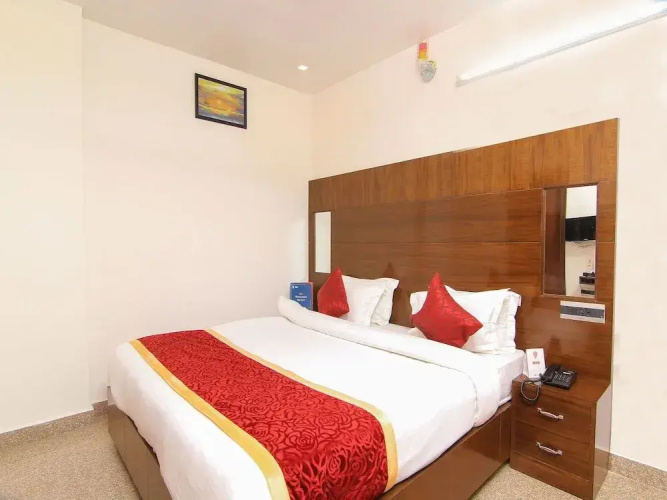OYO 10073 Hotel Arsh Residency