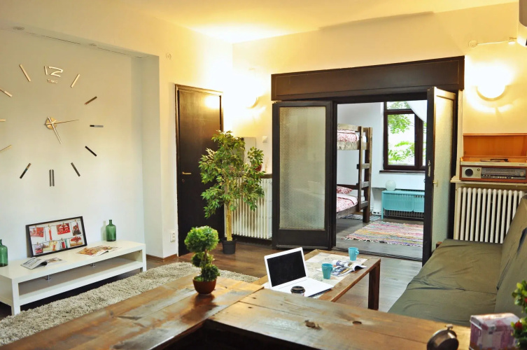 Globe Hostel