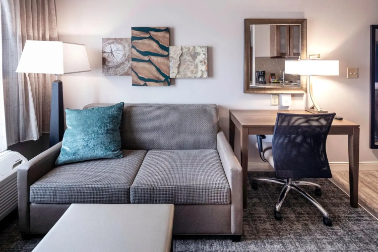 Quadruple Suite