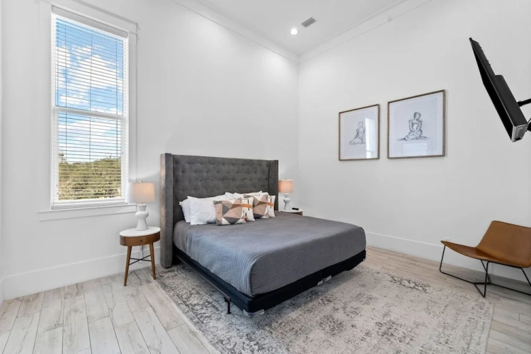 Guest rooms