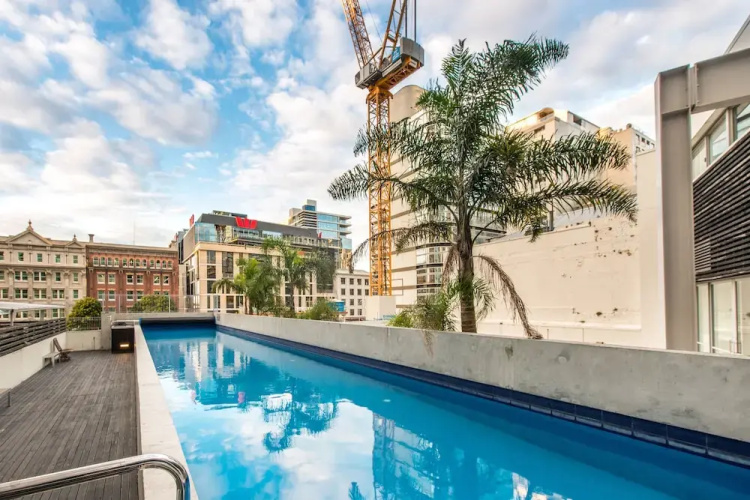 JHT - Studio, Britomart, TV, Balcony