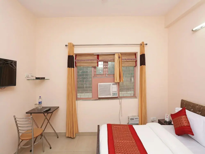 The Nest By OYO Rooms
