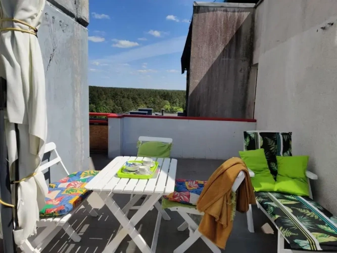 2 Bedrooms Single Apartment