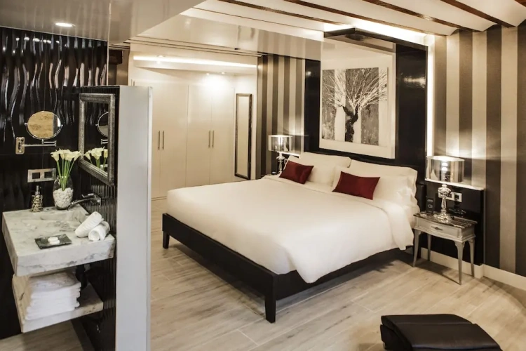 1 Bedroom Executive Suite