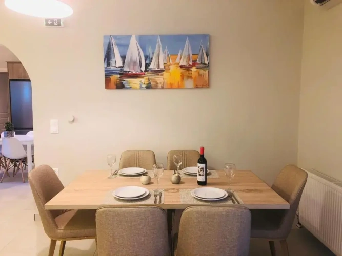 2 Bedrooms Cottage