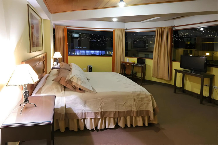 El Puma Hotel