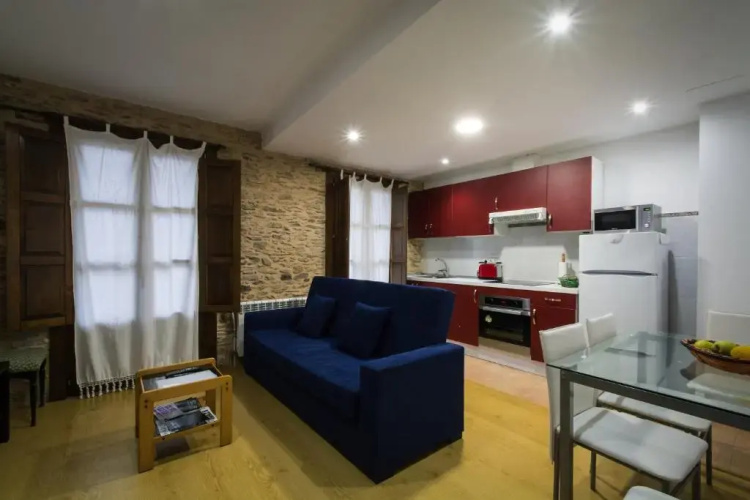 Apartamento con balcón