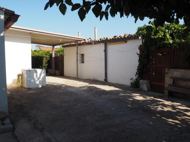 2 Bedrooms Cottage