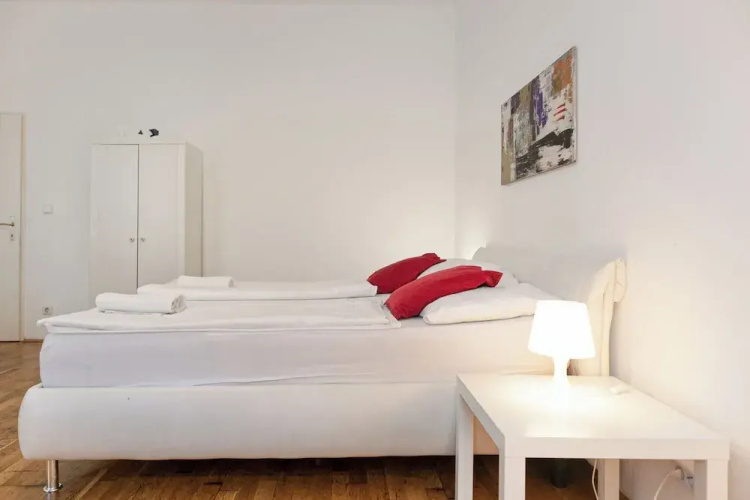 Affordable 3BR Apt Belvedere Vicinity