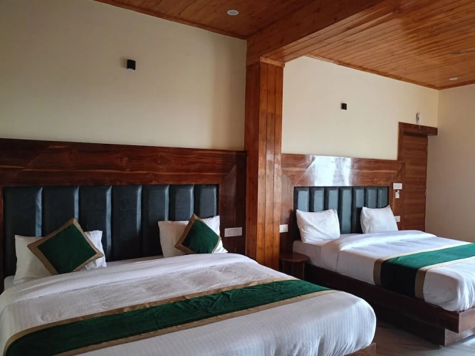Deluxe Double room with lake view