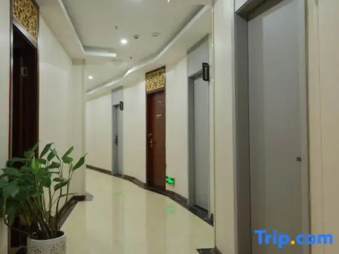 Jinhong Hotel