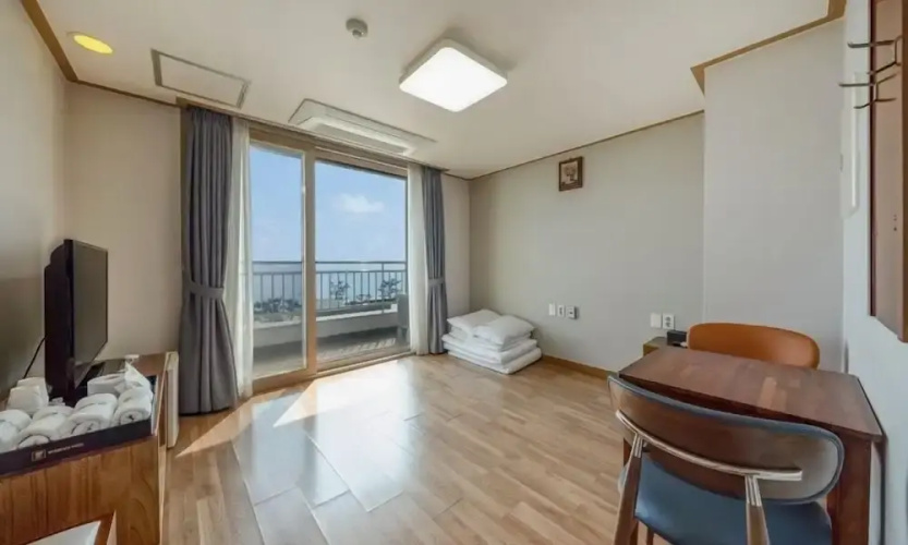 Daecheon Mud Beach Hotel