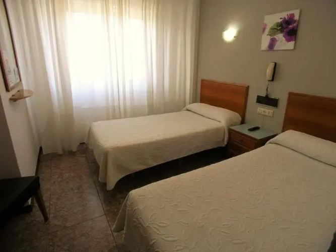 Standard Double room with city view