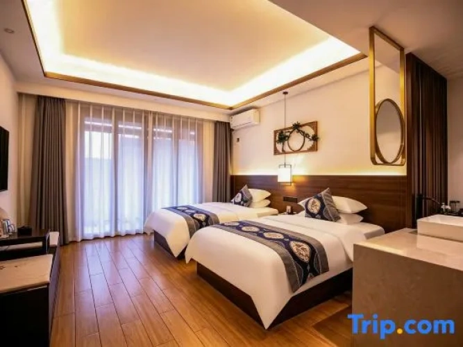 Premium Twin room with balcony