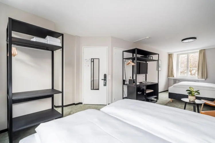 Superior Quadruple room