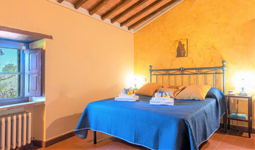 Typical, Charming With Chianti View