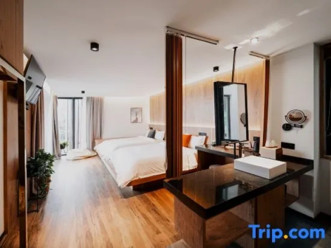 Standard Twin room with balcony and with sea view