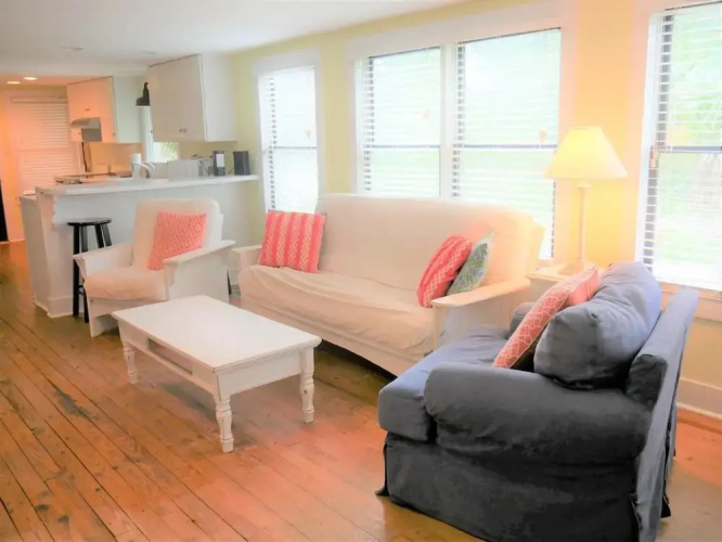 Plum Crazy Down - 3 Br Townhouse