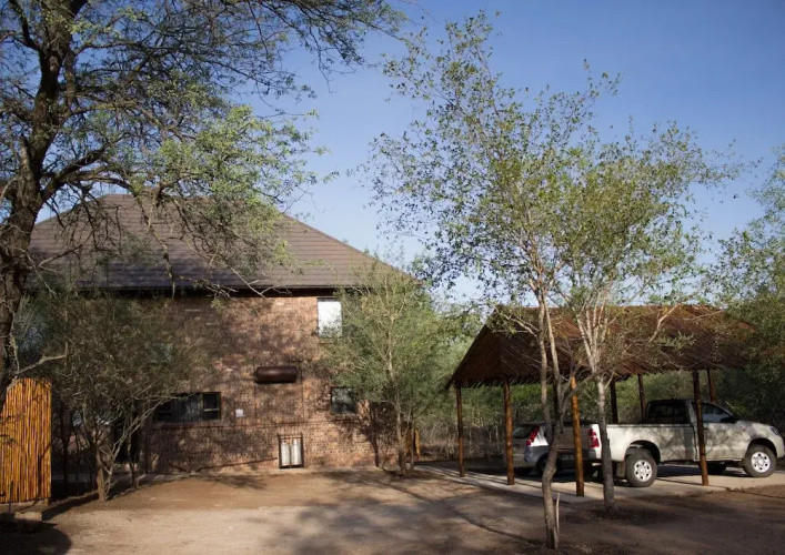 Ex Deo Soenie Cottage