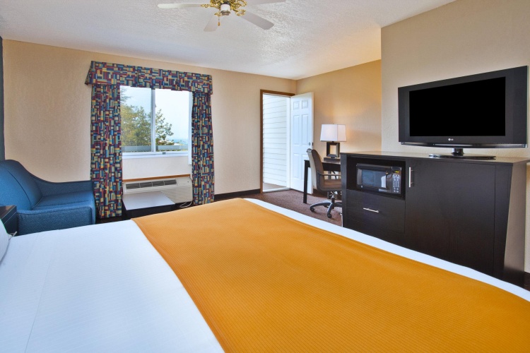 Standard Double room with balcony