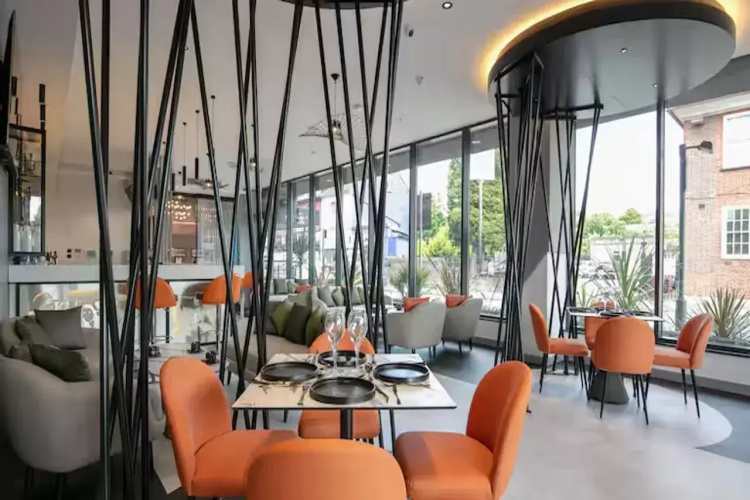 Spark by Hilton Luton