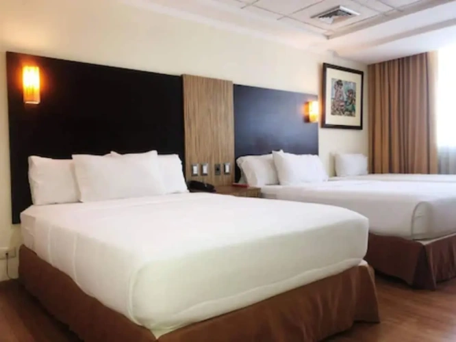 Standard Triple room