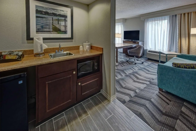 1 Bedroom Quadruple Suite