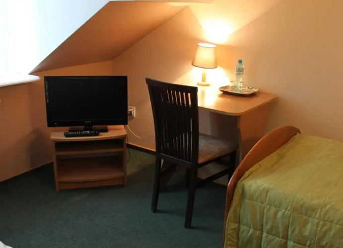 Economy Twin room