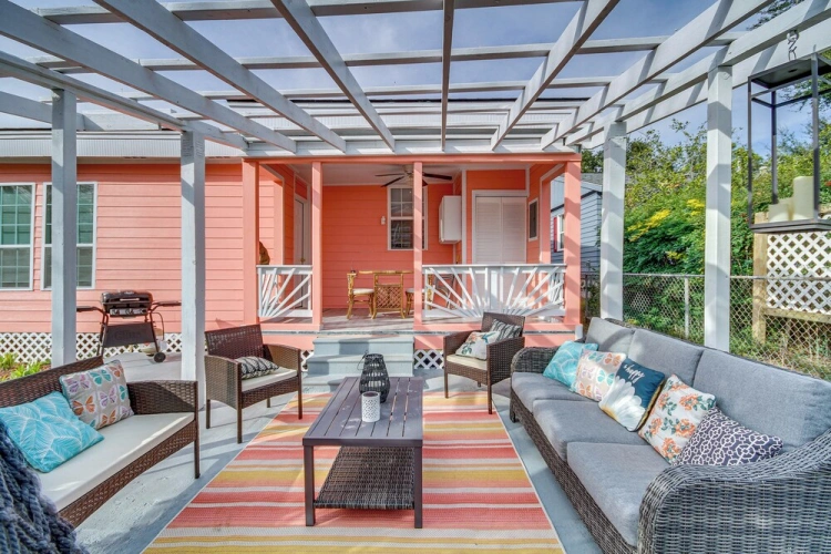 3 Bedrooms Cottage