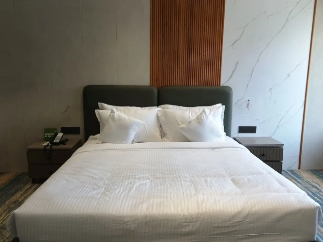 Premium Double room with city view