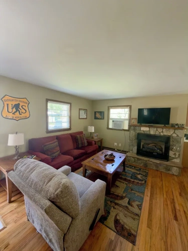 2 Bedrooms Premier Cottage
