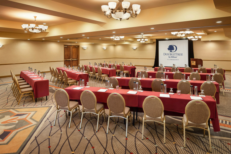 DoubleTree by Hilton Claremont photo 19