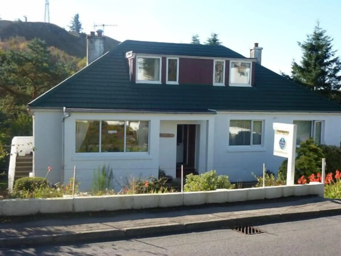 Don Muir Guest House