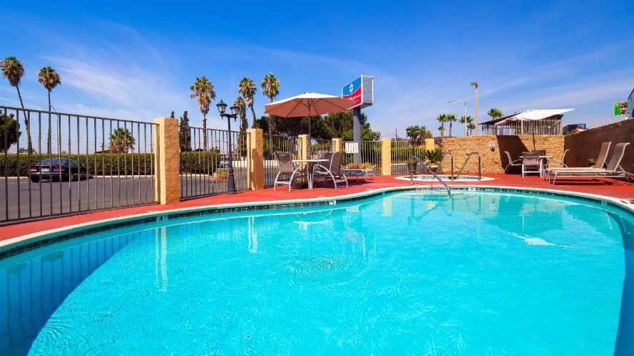 Best Western Plus Grim's Dyke Hotel photo 15