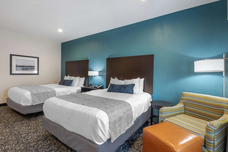Standard Quadruple room