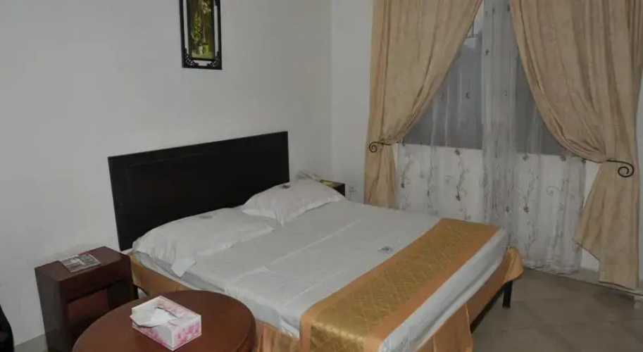 Lion Hotel